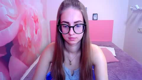 Kristina Adel online show from 01/10/25, 08:29