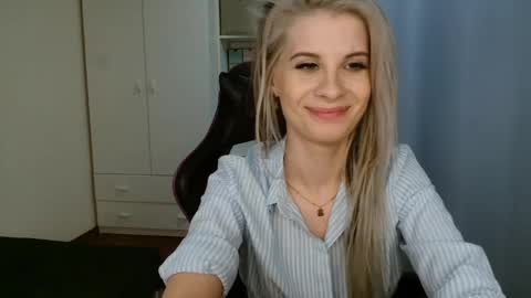 KristineAmore online show from 05/27/26, 06:27