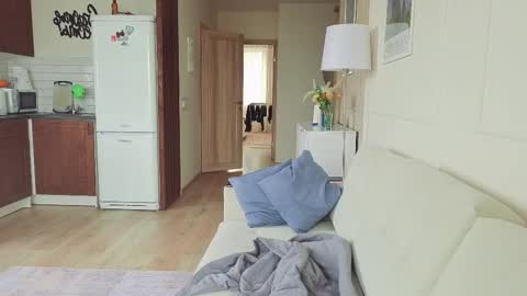 Kristi online show from 09/15/25, 04:34