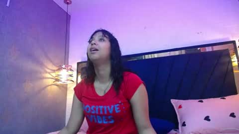 Snapshot of kristten_black chatting on 06/10/26, 02:16 kristten black Hi guys im new here new squirt blowjob Latina feet anal online show from 06/10/26, 02:16