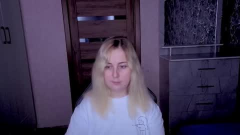 Kristy online show from 05/30/26, 07:11