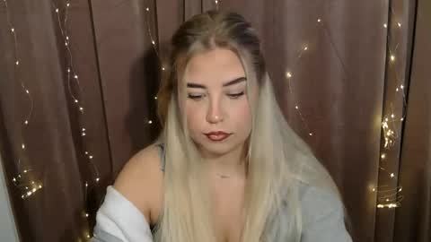 KristyFlowers online show from 12/02/24, 06:20