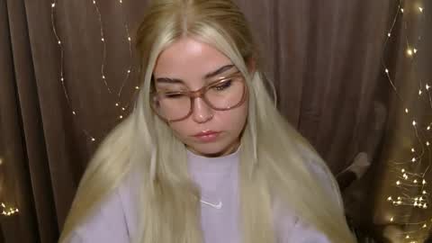 KristyFlowers online show from 12/19/24, 08:23