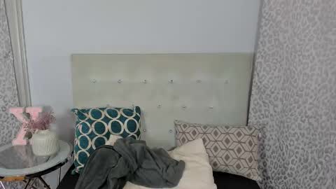 KristyFlowers online show from 05/10/26, 02:22
