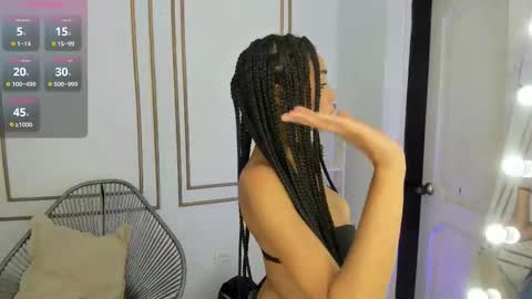 Snapshot of kristyl_paez chatting on 09/19/25, 06:19 Cristina online show from 09/19/25, 06:19