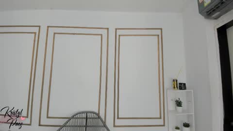 Snapshot of kristyl_paez chatting on 09/23/25, 04:10 Cristina online show from 09/23/25, 04:10