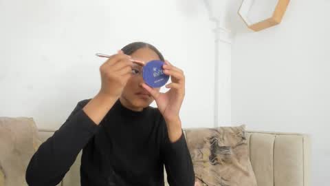 Snapshot of kristyl_paez chatting on 10/18/25, 08:09 Cristina online show from 10/18/25, 08:09