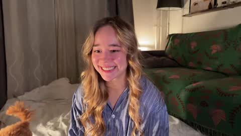 Snapshot of kristyspiritedaway chatting on 01/10/25, 08:04 Kristy Nip slip shady  Best model on CB  online show from 01/10/25, 08:04