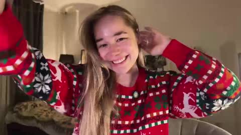 Snapshot of kristyspiritedaway chatting on 03/12/25, 09:56 Kristy Nip slip shady  Best model on CB  online show from 03/12/25, 09:56