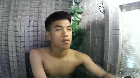 kritthanarkorn online show from 11/02/25, 06:27