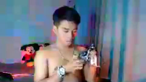 kritthanarkorn online show from 07/14/26, 12:00