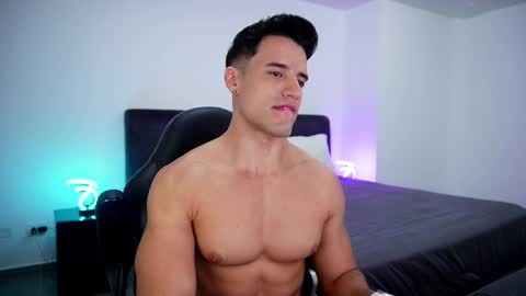 Snapshot of krops_ chatting on 03/05/25, 11:06 KROPS online show from 03/05/25, 11:06