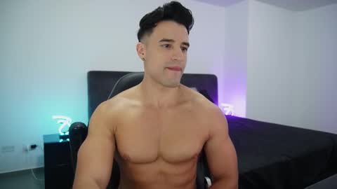 Snapshot of krops_ chatting on 09/10/25, 12:05 KROPS online show from 09/10/25, 12:05