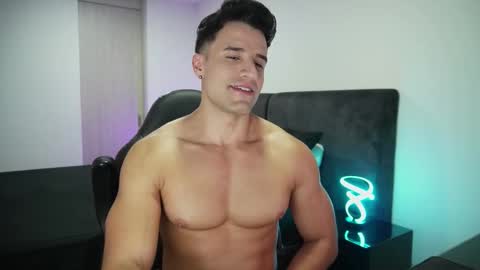 Snapshot of krops_ chatting on 09/28/25, 06:19 KROPS online show from 09/28/25, 06:19