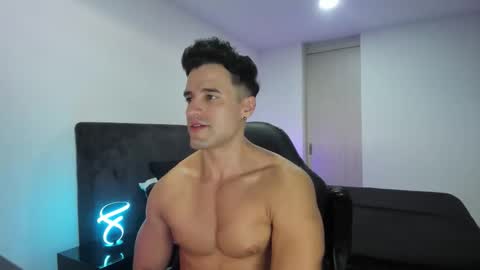 Snapshot of krops_ chatting on 10/06/25, 12:46 KROPS online show from 10/06/25, 12:46