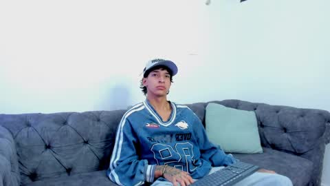 Snapshot of kroywave chatting on 05/27/26, 03:58 Kroy Wave Muscle Tattoos Latino online show from 05/27/26, 03:58