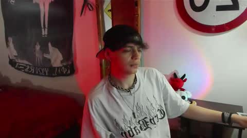 Snapshot of krye_x chatting on 09/23/25, 07:55 Zack online show from 09/23/25, 07:55