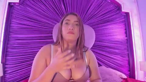 krystalswift_ online show from 06/14/26, 02:24