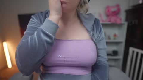 Krystal Syx online show from 01/11/25, 04:48