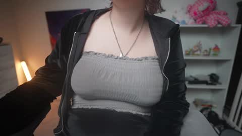 Krystal Syx online show from 03/05/25, 02:36