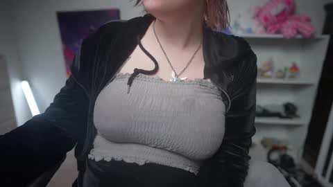 Krystal Syx online show from 03/08/25, 08:14