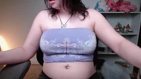 Krystal Syx online show from 03/25/26, 04:57