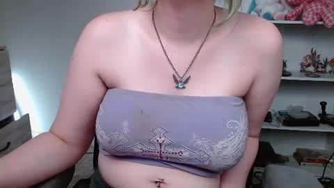 Krystal Syx online show from 07/28/26, 03:32