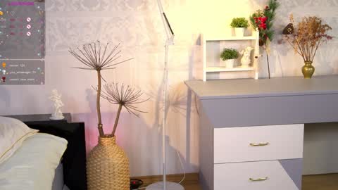 Ksesha online show from 01/04/25, 03:50