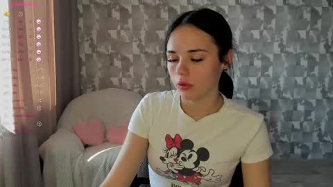 Ksenia online show from 09/29/25, 10:09