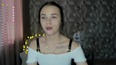 Ksenia online show from 12/14/25, 10:42