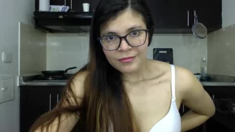 kattaleya online show from 01/06/25, 01:09