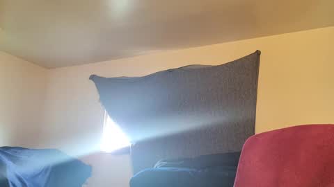 Kubish online show from 09/26/25, 02:21