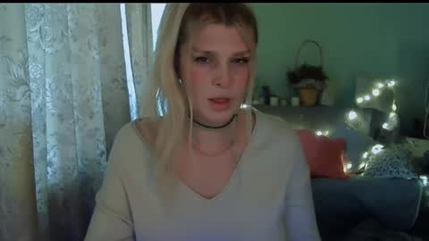 Snapshot of kudesnizza chatting on 02/24/25, 11:21 Annika MTF ts post -op online show from 02/24/25, 11:21