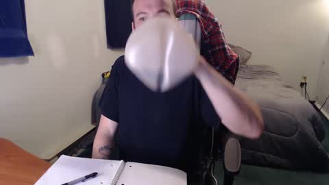 Kuggy online show from 12/02/24, 11:07