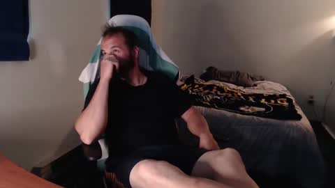 Snapshot of kuggy570 chatting on 09/21/25, 09:05 Kuggy online show from 09/21/25, 09:05