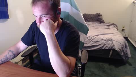 Snapshot of kuggy570 chatting on 10/01/25, 10:27 Kuggy online show from 10/01/25, 10:27