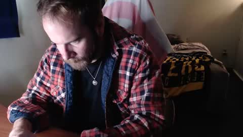 Snapshot of kuggy570 chatting on 11/03/25, 01:56 Kuggy online show from 11/03/25, 01:56