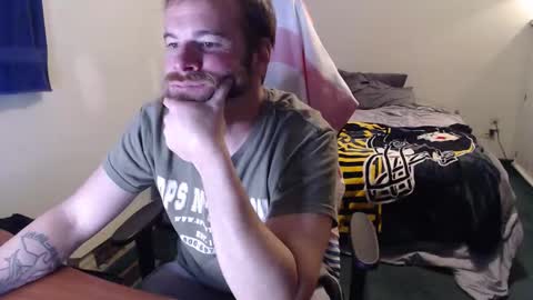 Snapshot of kuggy570 chatting on 11/29/25, 12:30 Kuggy online show from 11/29/25, 12:30