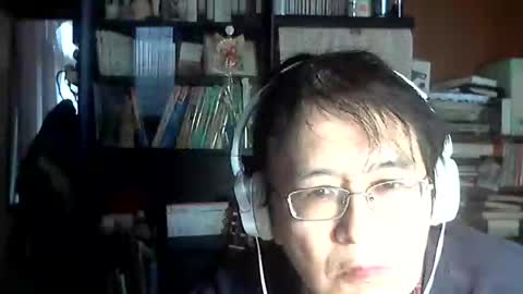 kunio37 online show from 03/04/25, 07:41