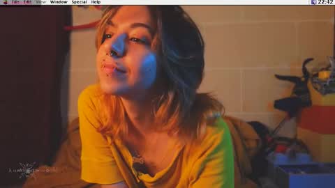 Krypto hethey online show from 10/20/25, 08:42