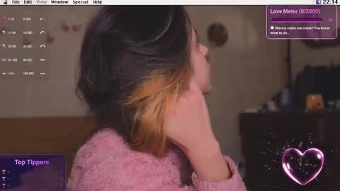 Snapshot of kuntboyzworld chatting on 11/21/25, 09:13 Krypto hethey online show from 11/21/25, 09:13