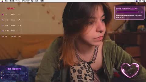 Snapshot of kuntboyzworld chatting on 12/04/25, 08:39 Krypto hethey online show from 12/04/25, 08:39