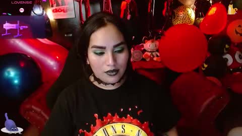 Snapshot of kureiji_fetish chatting on 09/23/25, 09:40 Fetiche Woman online show from 09/23/25, 09:40