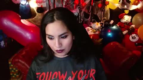 Snapshot of kureiji_fetish chatting on 11/02/25, 12:24 Fetiche Woman online show from 11/02/25, 12:24