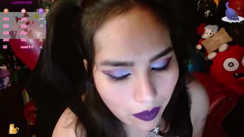 Snapshot of kureiji_fetish chatting on 12/18/25, 02:06 Fetiche Woman online show from 12/18/25, 02:06