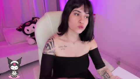   online show from 12/19/25, 02:18