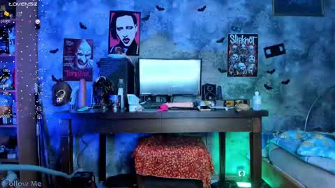 Erika online show from 02/13/25, 11:15