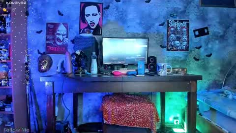 Erika online show from 02/25/25, 11:11