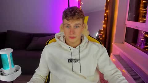 kurt_hanssen online show from 09/28/25, 08:03