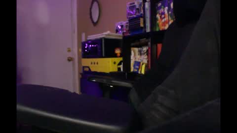 Kushgoth online show from 04/28/26, 04:39